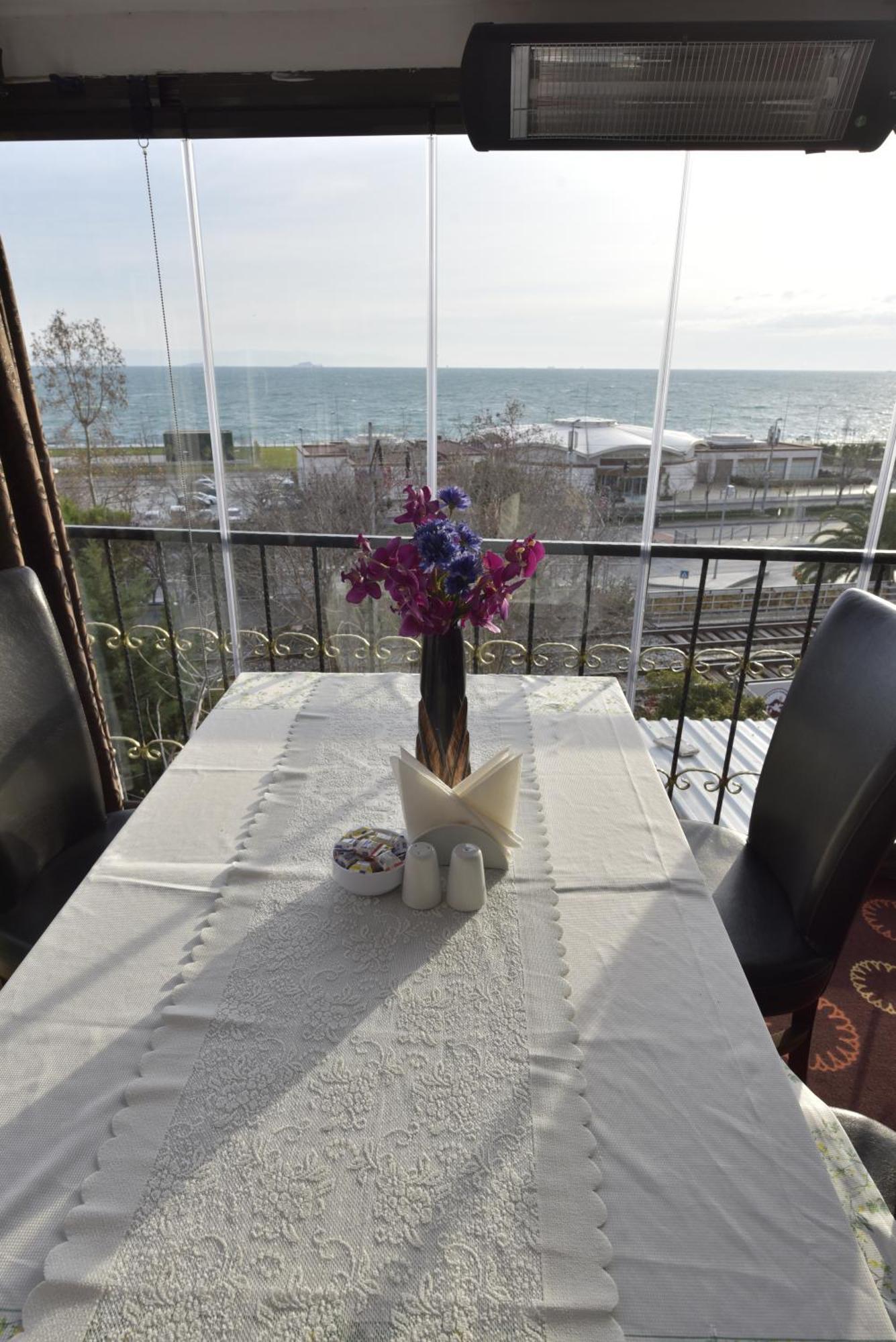 Golden Palace Sea View Estambul Exterior foto